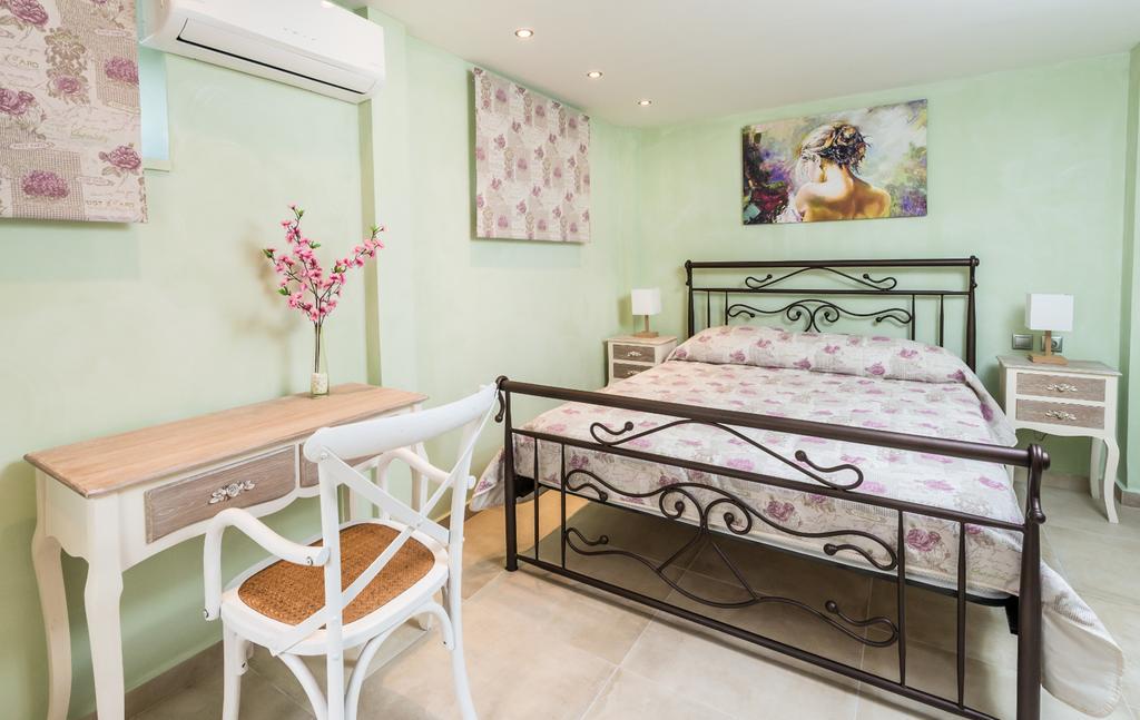 Villa Callisto- Elegant Restored Villa With Pool Yírion Dış mekan fotoğraf